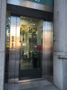 Puerta_de_banco
